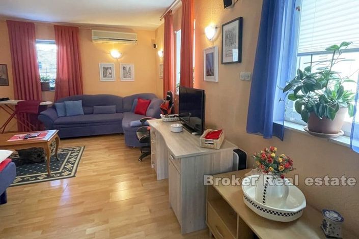 Image No.2-Villa de 6 chambres à vendre à Trogir