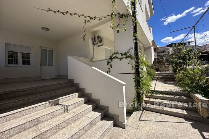 Image No.14-6 Bed Villa for sale