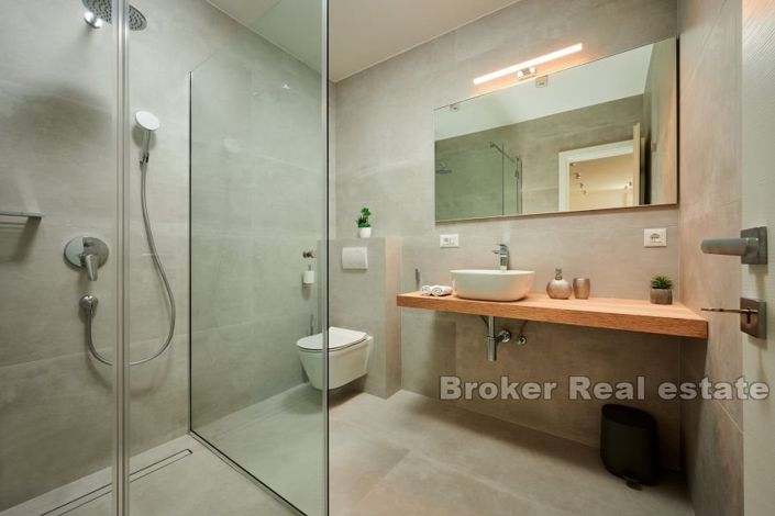 Image No.10-3 Bed Apartment for sale