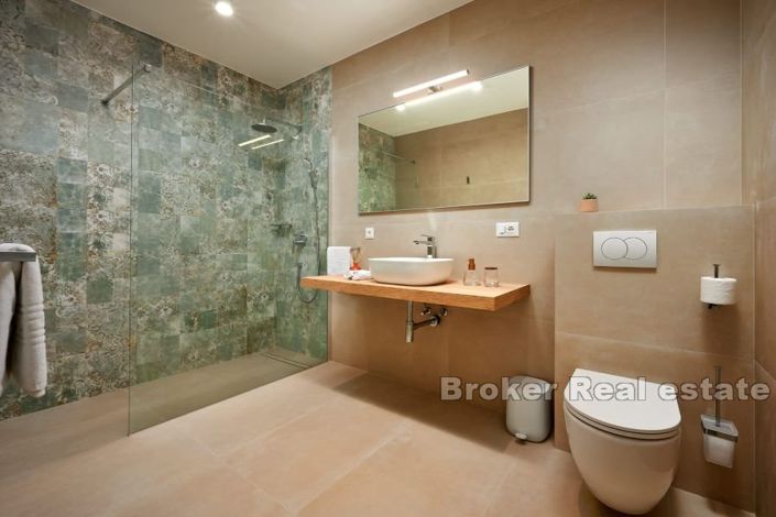 Image No.9-3 Bed Apartment for sale