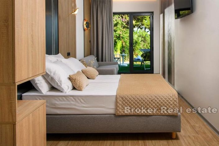 Image No.6-9 Bed Apartment for sale