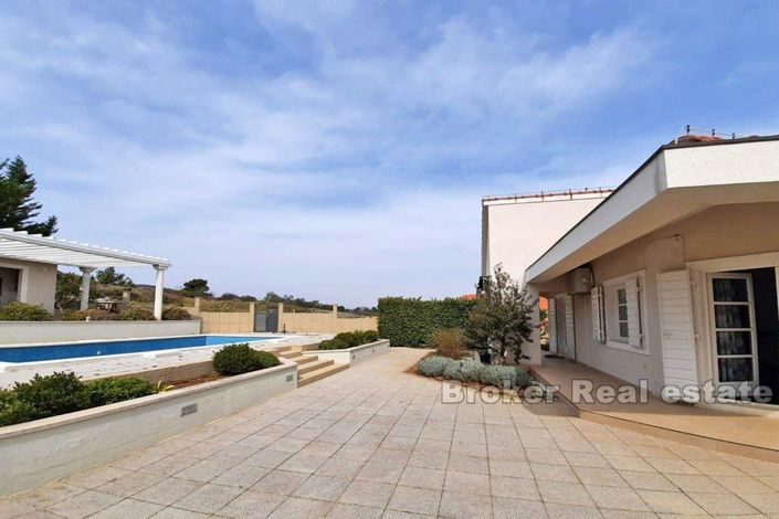 Image No.5-3 Bed Villa for sale