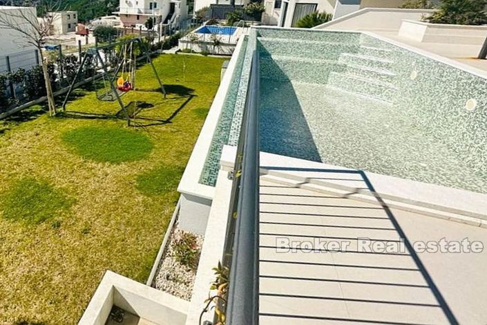 Image No.18-Villa de 4 chambres à vendre à Makarska