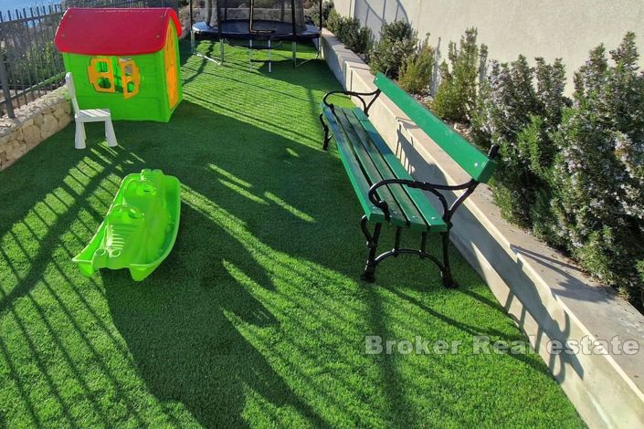 Image No.14-Villa de 4 chambres à vendre à Rogoznica