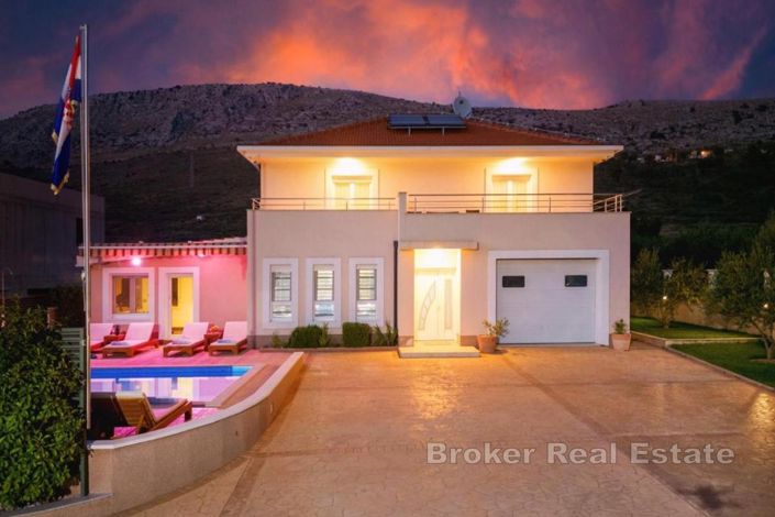 Image No.16-Villa de 4 chambres à vendre à Split