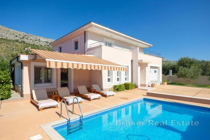 Image No.3-Villa de 4 chambres à vendre à Split