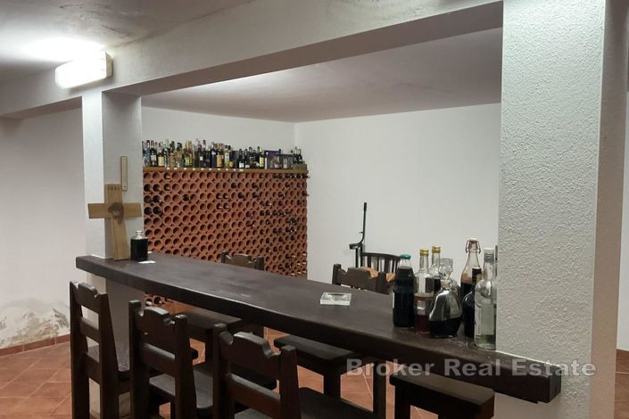 Image No.7-6 Bed Villa for sale