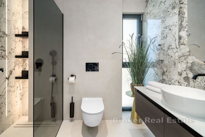 Image No.19-Villa de 5 chambres à vendre à Omiš