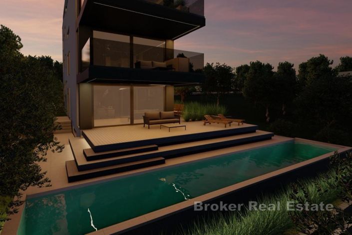 Image No.2-4 Bed Apartment for sale