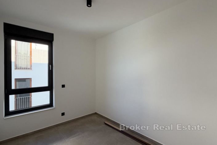 Image No.11-3 Bed Apartment for sale