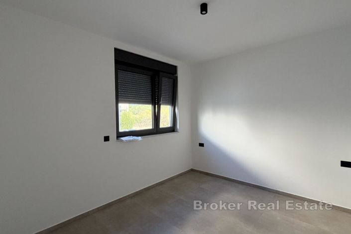 Image No.15-3 Bed Apartment for sale