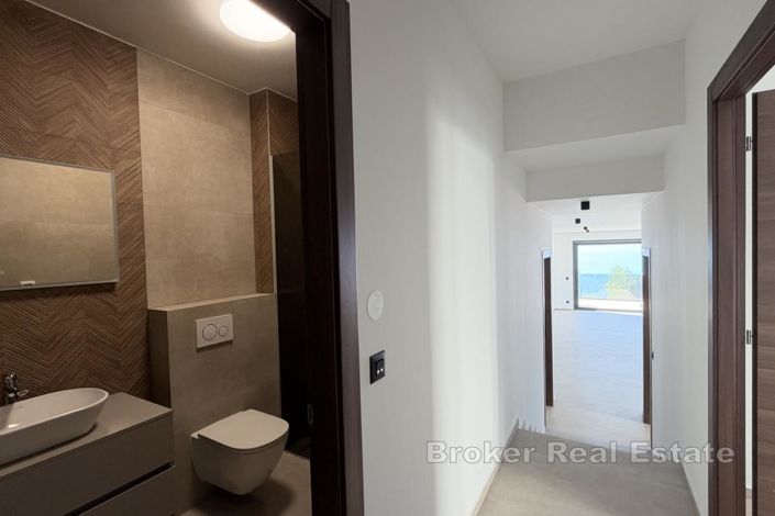 Image No.18-3 Bed Apartment for sale
