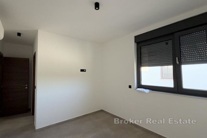 Image No.19-3 Bed Apartment for sale