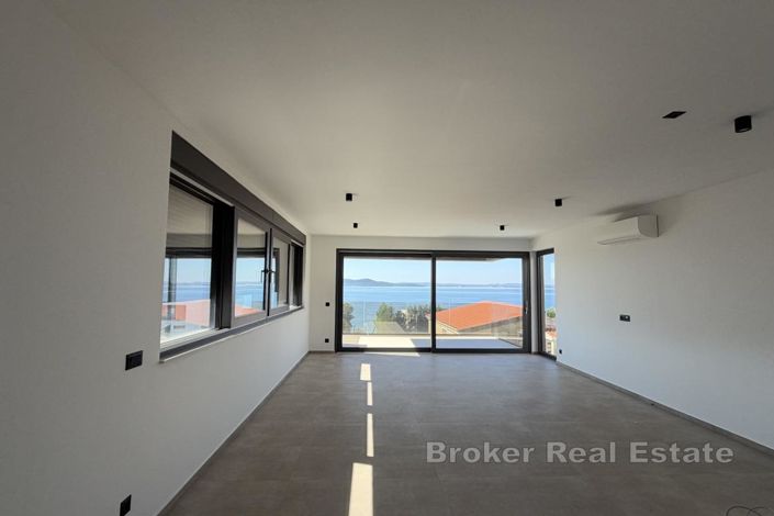 Image No.3-3 Bed Apartment for sale