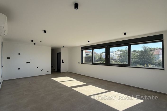 Image No.7-3 Bed Apartment for sale