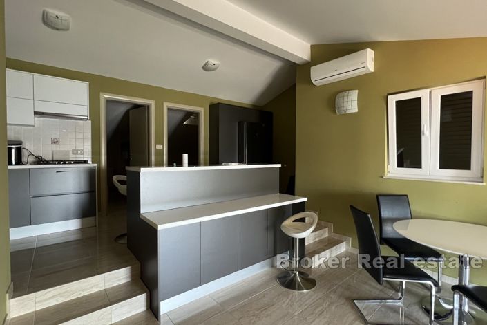 Image No.2-Villa de 10 chambres à vendre à Rogoznica