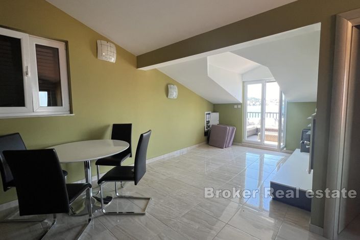 Image No.4-Villa de 10 chambres à vendre à Rogoznica