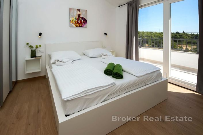 Image No.14-3 Bed Villa for sale