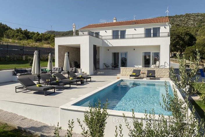 Image No.2-3 Bed Villa for sale