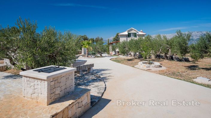 Image No.17-2 Bed Villa for sale