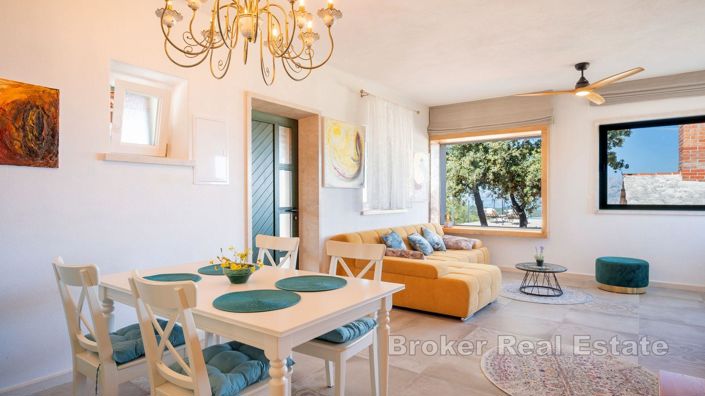 Image No.8-2 Bed Villa for sale