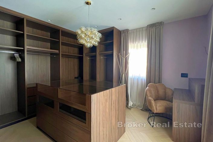 Image No.16-4 Bed Villa for sale