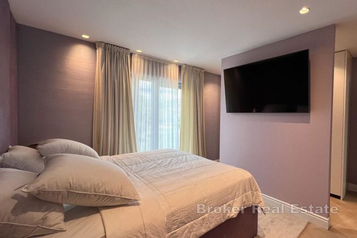 Image No.19-4 Bed Villa for sale