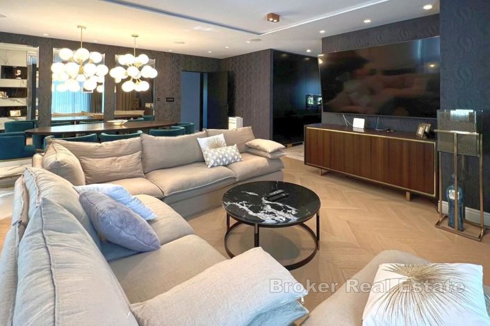 Image No.7-4 Bed Villa for sale