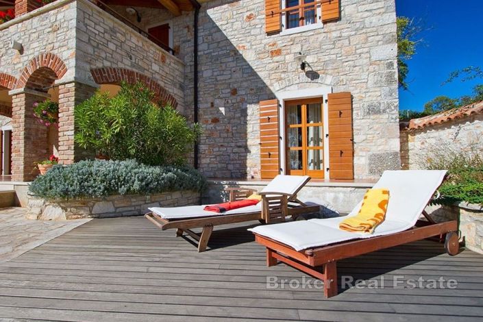 Image No.3-4 Bed Villa for sale