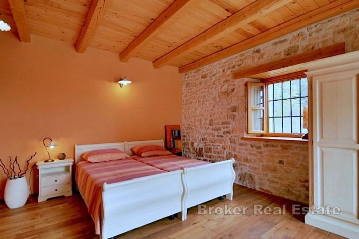 Image No.7-4 Bed Villa for sale