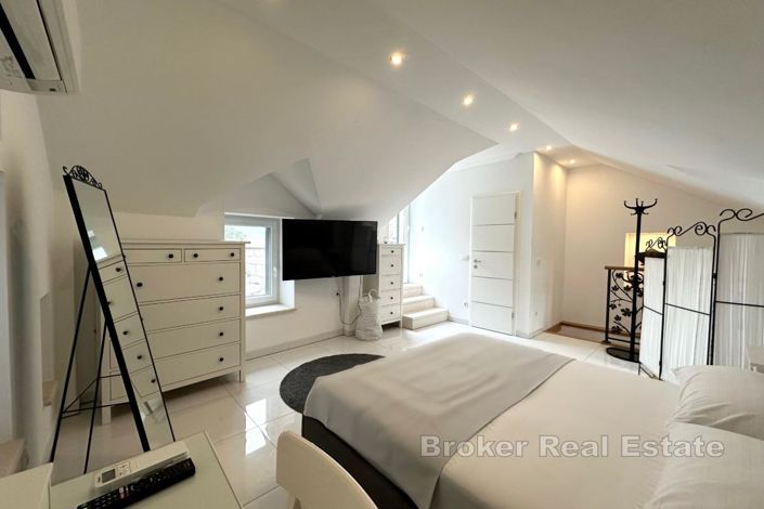 Image No.5-2 Bed Villa for sale