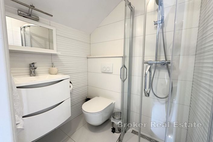 Image No.8-2 Bed Villa for sale