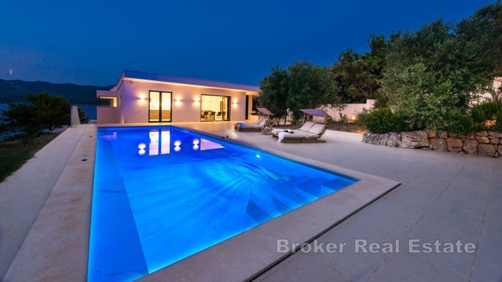 Image No.20-4 Bed Villa for sale