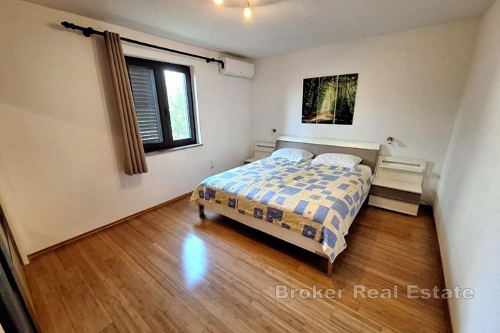 Image No.10-4 Bed Villa for sale