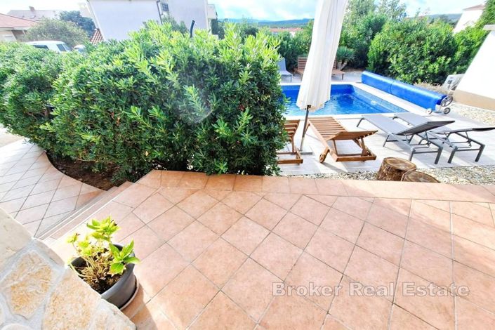 Image No.3-4 Bed Villa for sale