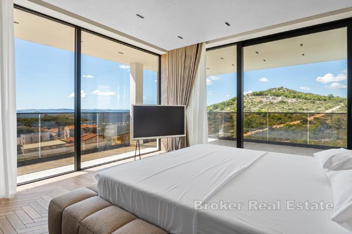 Image No.13-3 Bed Villa for sale