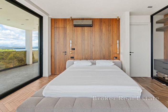 Image No.15-3 Bed Villa for sale