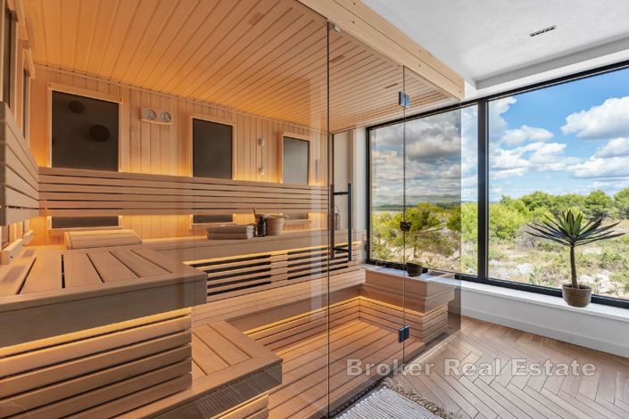 Image No.18-3 Bed Villa for sale