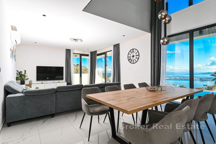 Image No.4-4 Bed Villa for sale