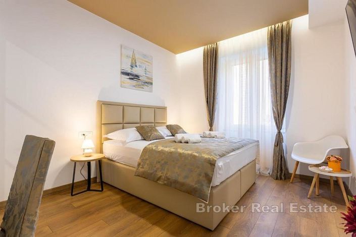 Image No.4-5 Bed Apartment for sale
