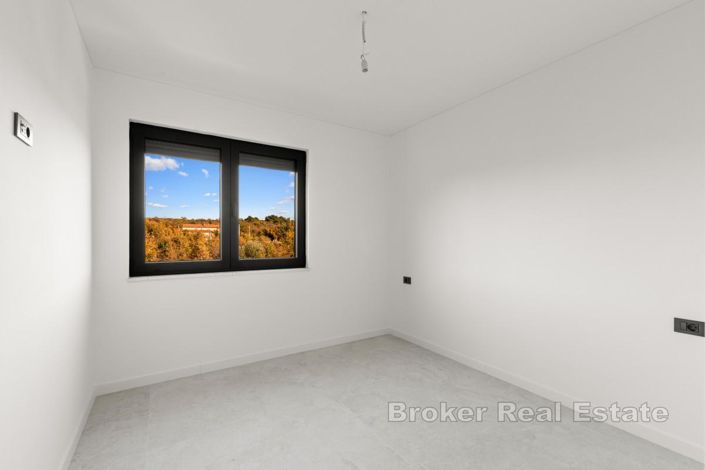 Image No.5-4 Bed Apartment for sale