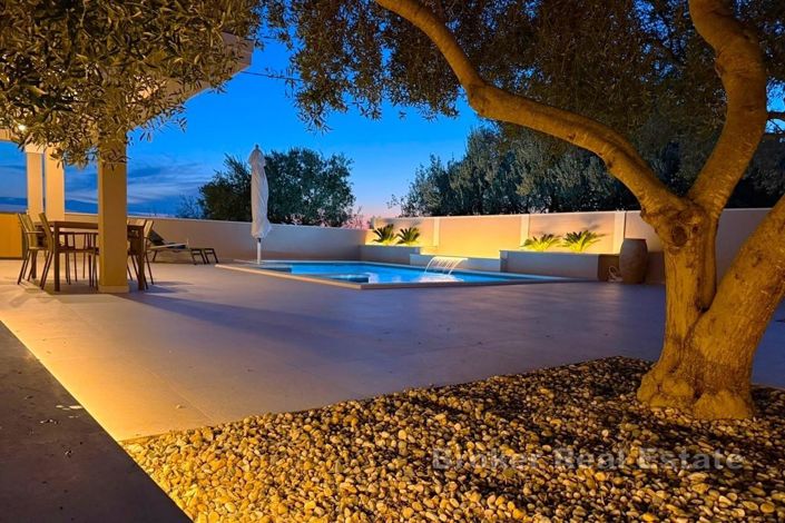 Image No.19-Villa de 5 chambres à vendre à Zadar