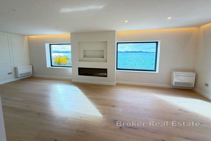 Image No.2-Villa de 5 chambres à vendre à Zadar