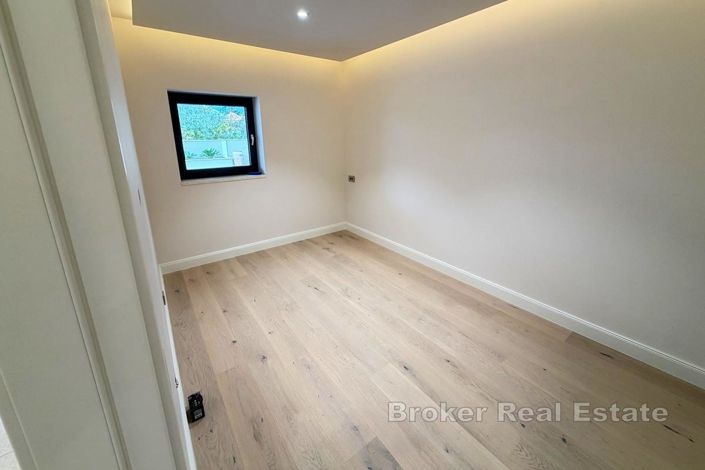 Image No.8-Villa de 5 chambres à vendre à Zadar