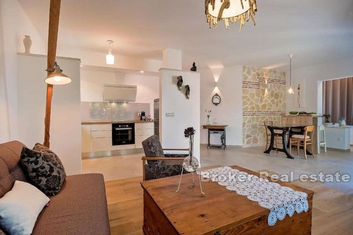 Image No.3-Villa de 11 chambres à vendre à Trogir