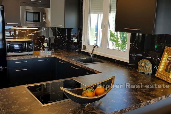 Image No.8-Appartement de 3 chambres à vendre à Trogir