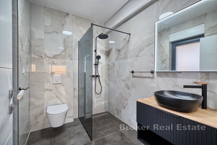 Image No.15-Villa de 4 chambres à vendre à Primošten