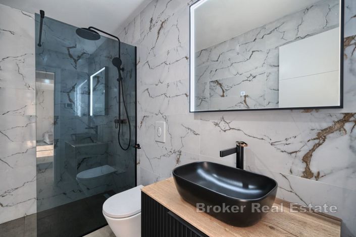 Image No.16-Villa de 4 chambres à vendre à Rogoznica