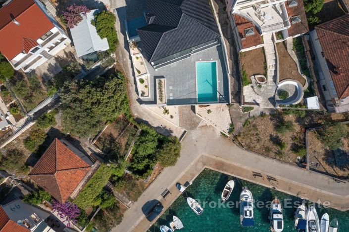 Image No.4-Villa de 4 chambres à vendre à Rogoznica