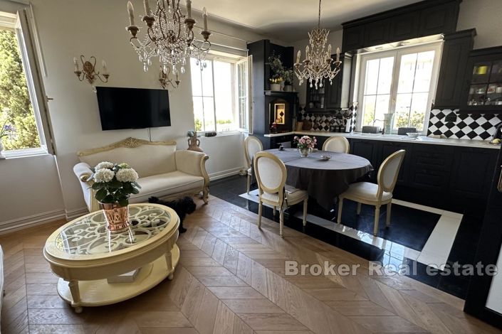 Image No.3-Appartement de 4 chambres à vendre à Split